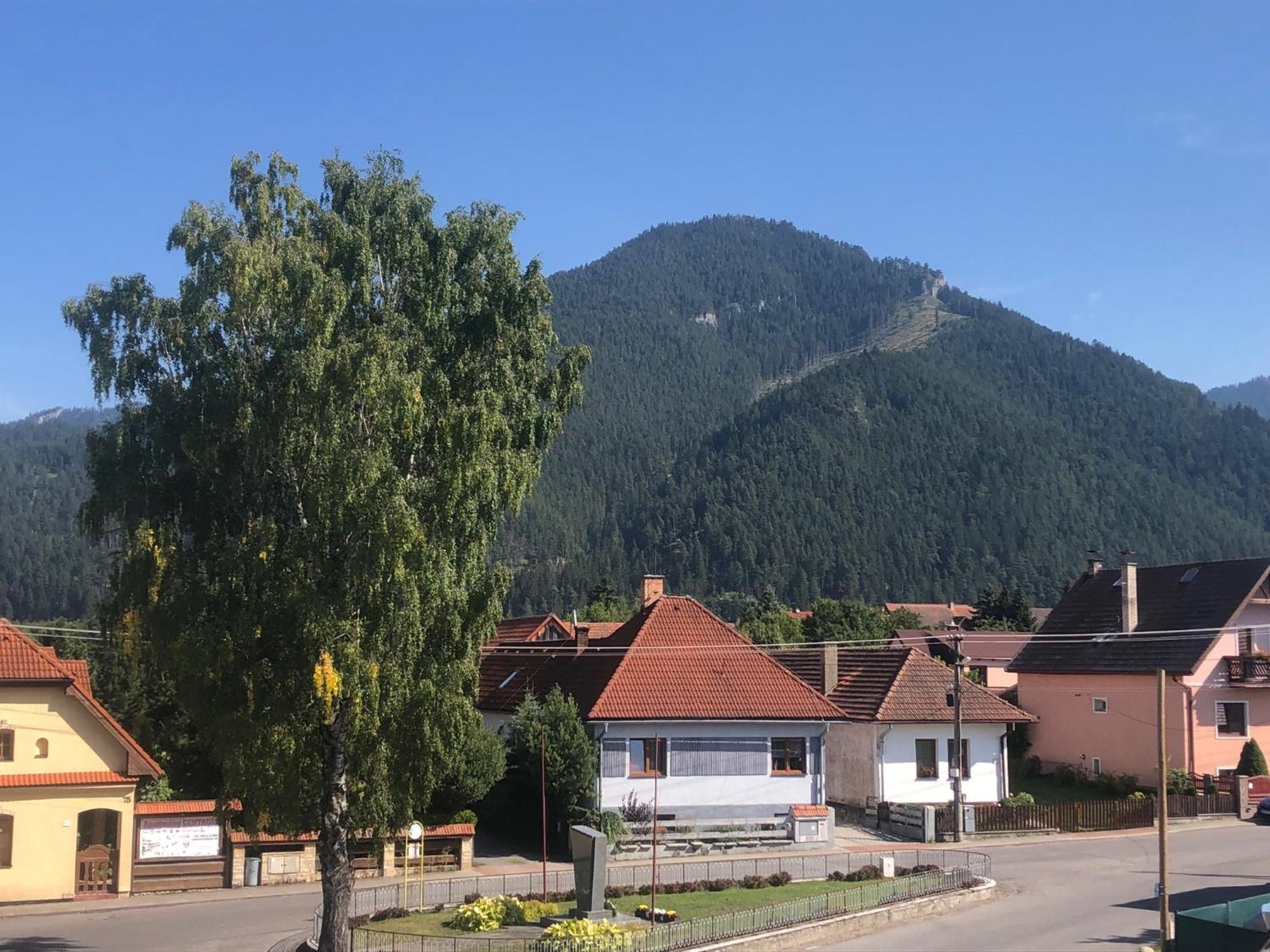 Hotel Berg Liptov Liptovský Mikuláš Exterior foto