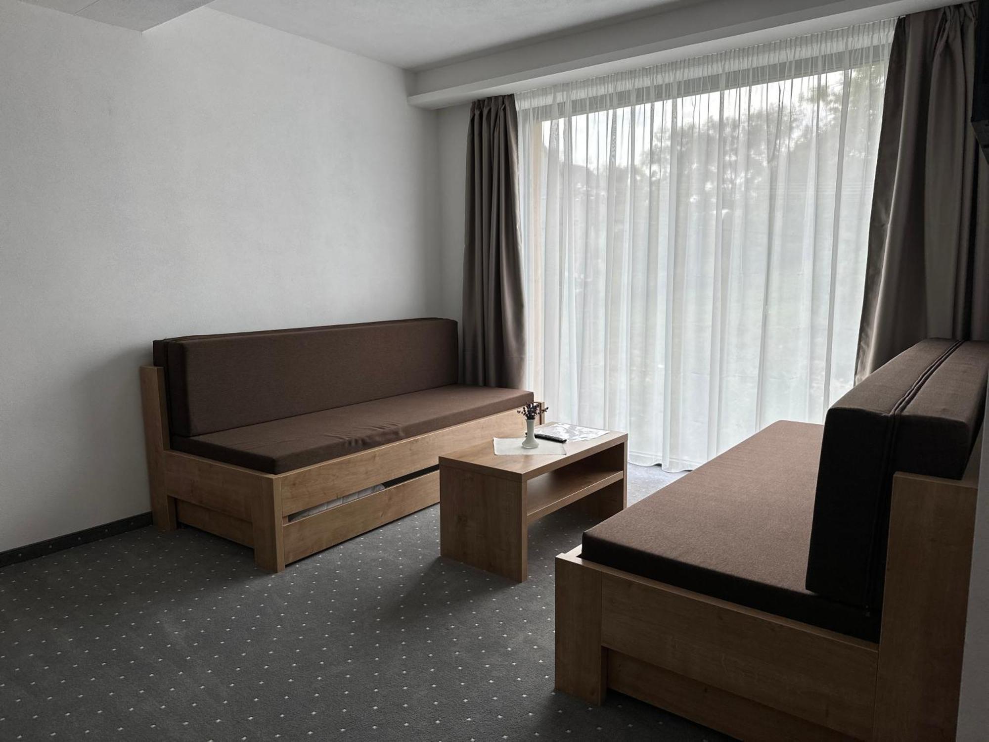 Hotel Berg Liptov Liptovský Mikuláš Exterior foto